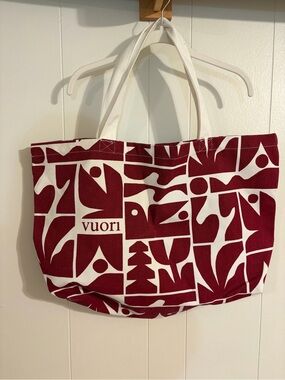 Vuori Burgundy and Cream Graphic Canvas Tote with matching pouch